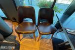 Restaurantbord 120 x 70 cm med 4 brune stoler