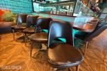 4 stk. restaurantstoler med mørkebrunt trekk og treben