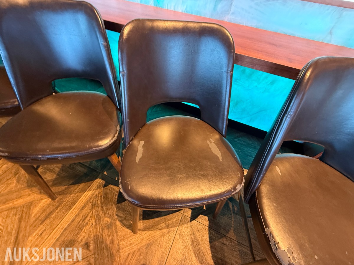 4 stk. restaurantstoler med mørkebrunt trekk og treben