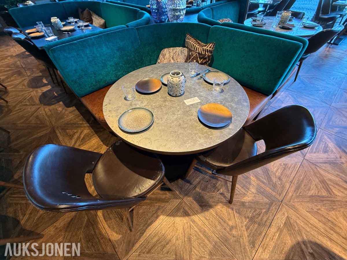 Rundt restaurantbord Ø100 cm med 2 stoler