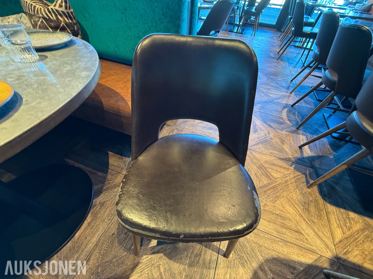 Rundt restaurantbord Ø100 cm med 2 stoler