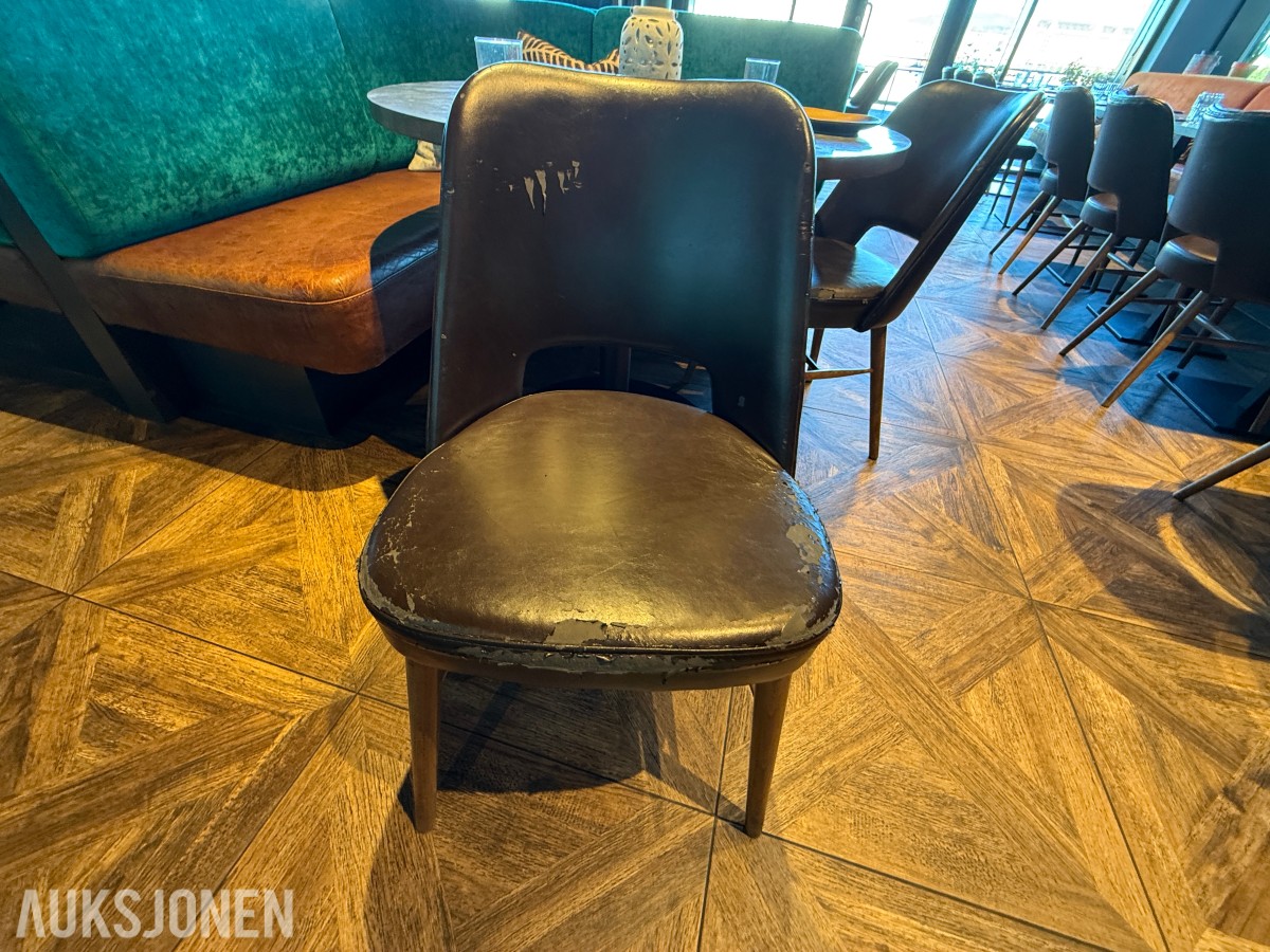 Rundt restaurantbord Ø100 cm med 2 stoler