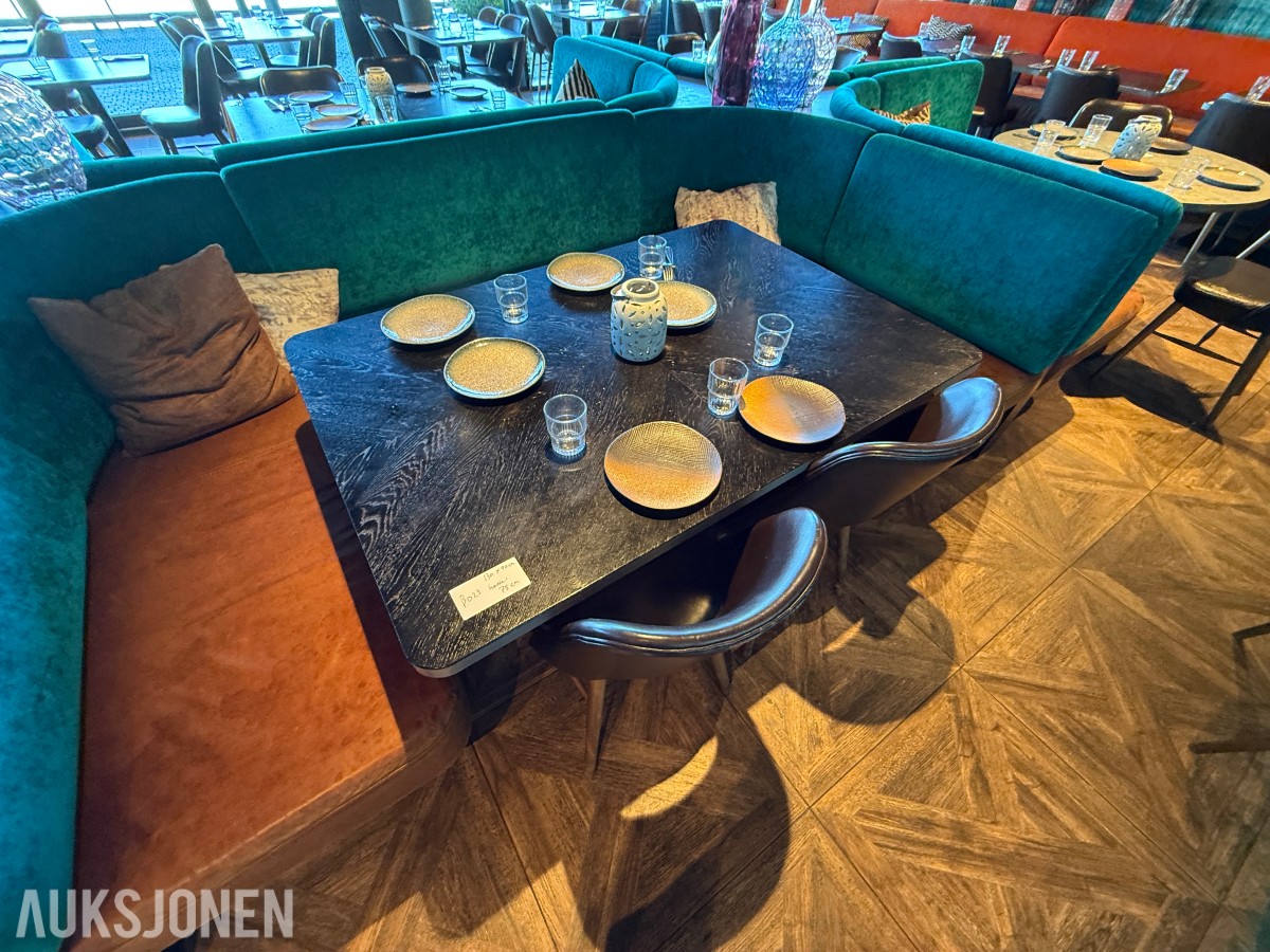 ektangulært restaurantbord med 2 stoler – 130 x 90 cm
