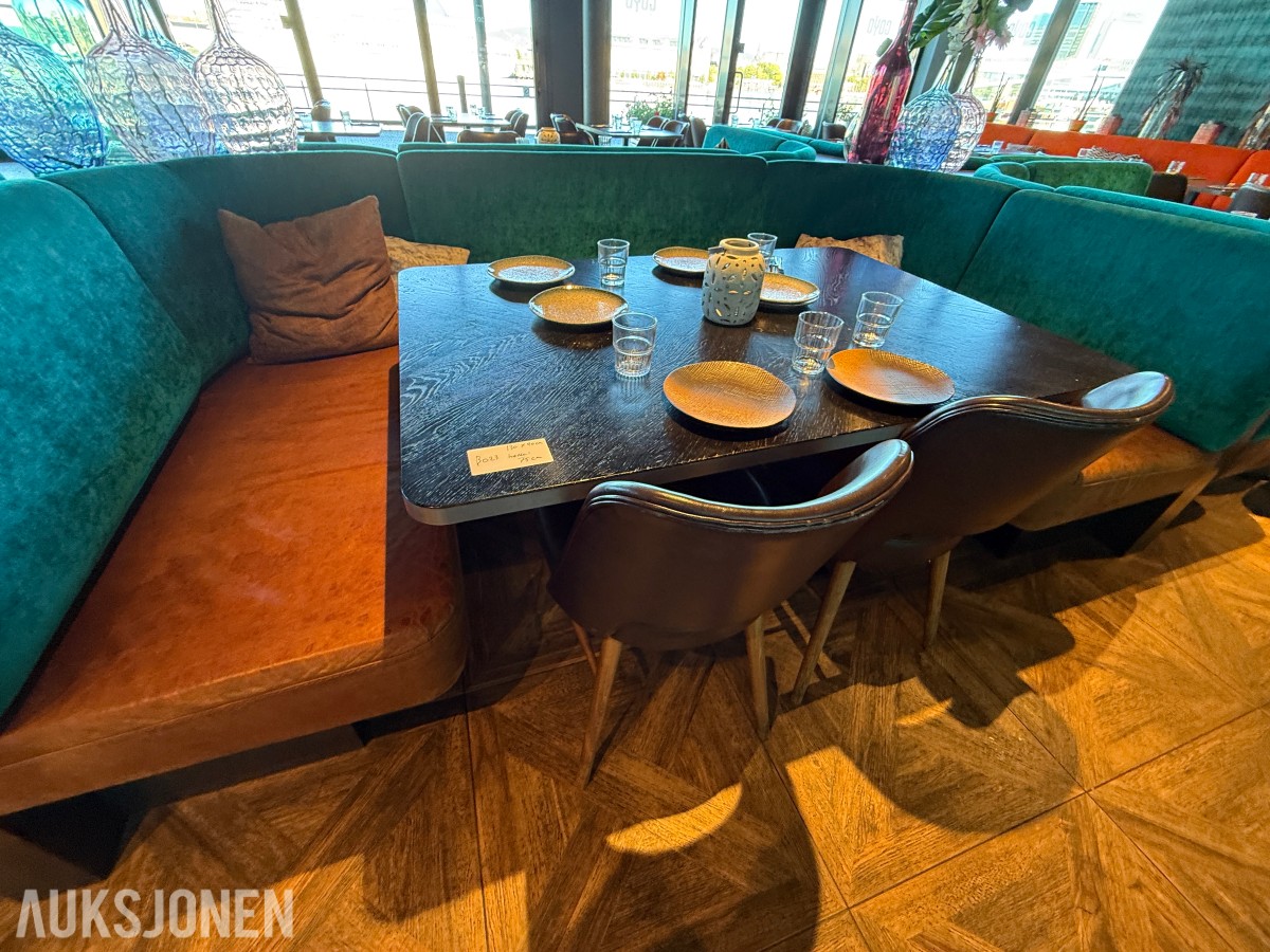ektangulært restaurantbord med 2 stoler – 130 x 90 cm