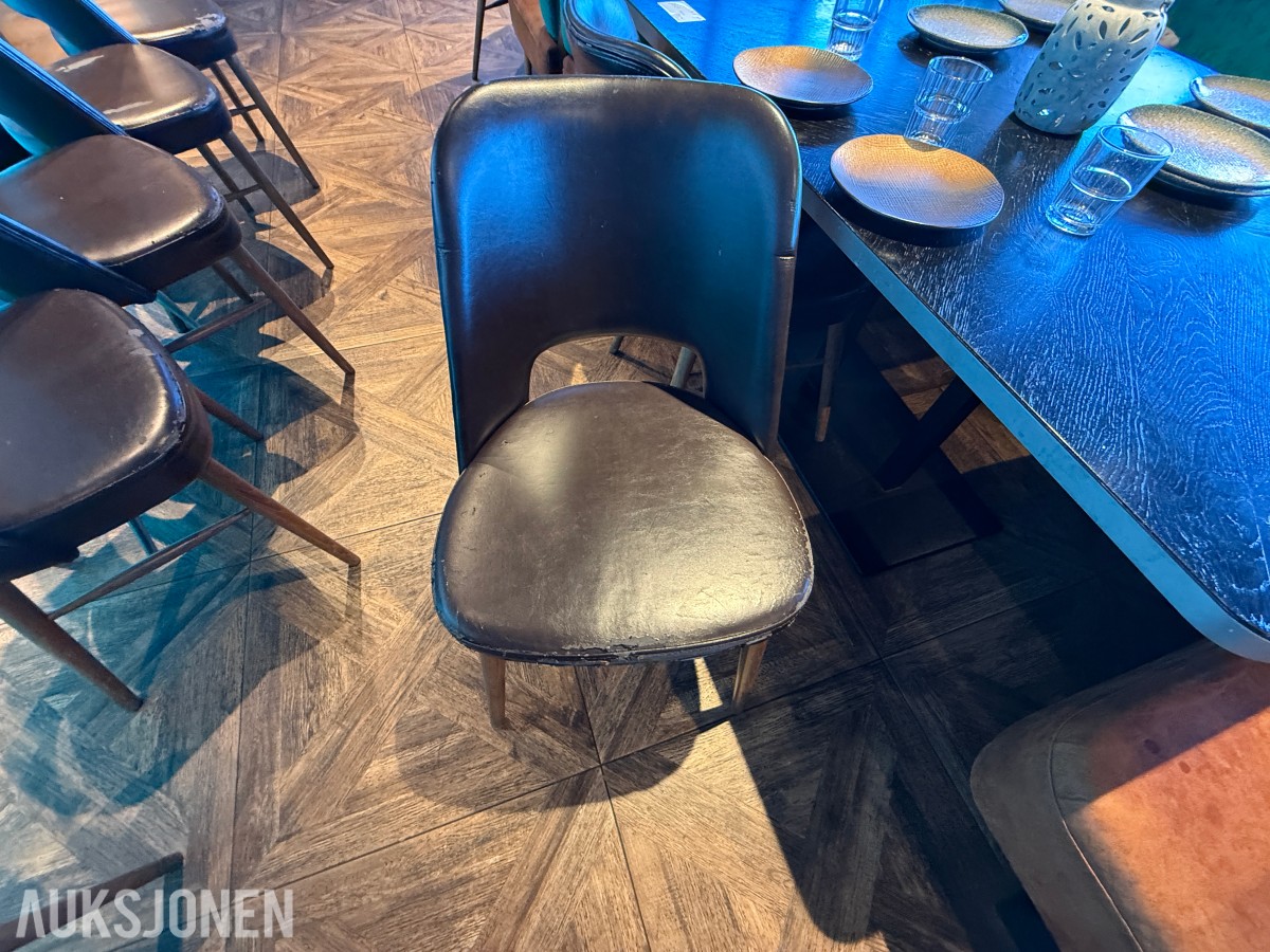 ektangulært restaurantbord med 2 stoler – 130 x 90 cm