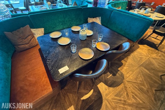 ektangulært restaurantbord med 2 stoler – 130 x 90 cm