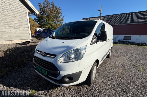 2015 Ford Transit Custom - EU-Godkjent - 2,2 TDCi 92 kW - Manuell - Hengerfeste - S/V Dekk ⁠