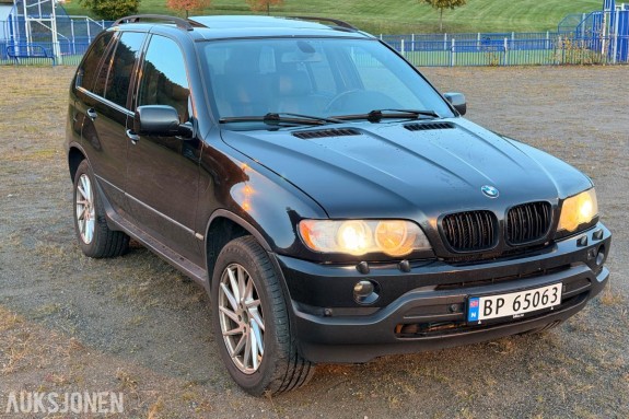 2001 BMW X5 3.0D 4x4 automat hengerfeste navigasjon skinnseter eu ok 11.2027