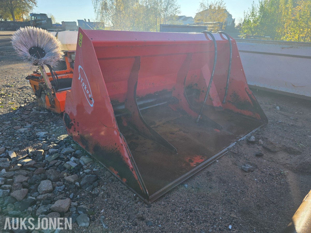 2016 Tokvam strøkasse SMA 2400 BM feste