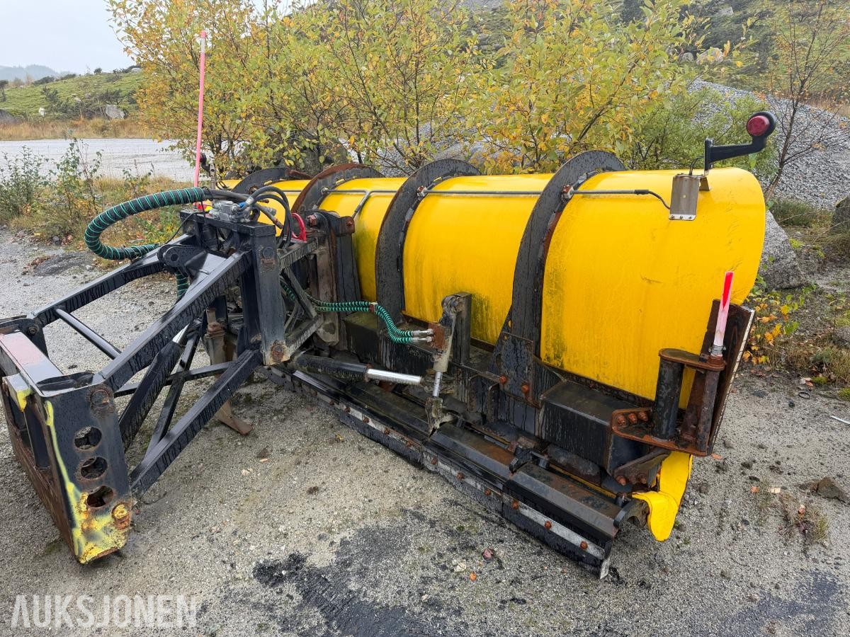 2015 Arctic Machine 3700 HPD snøplog