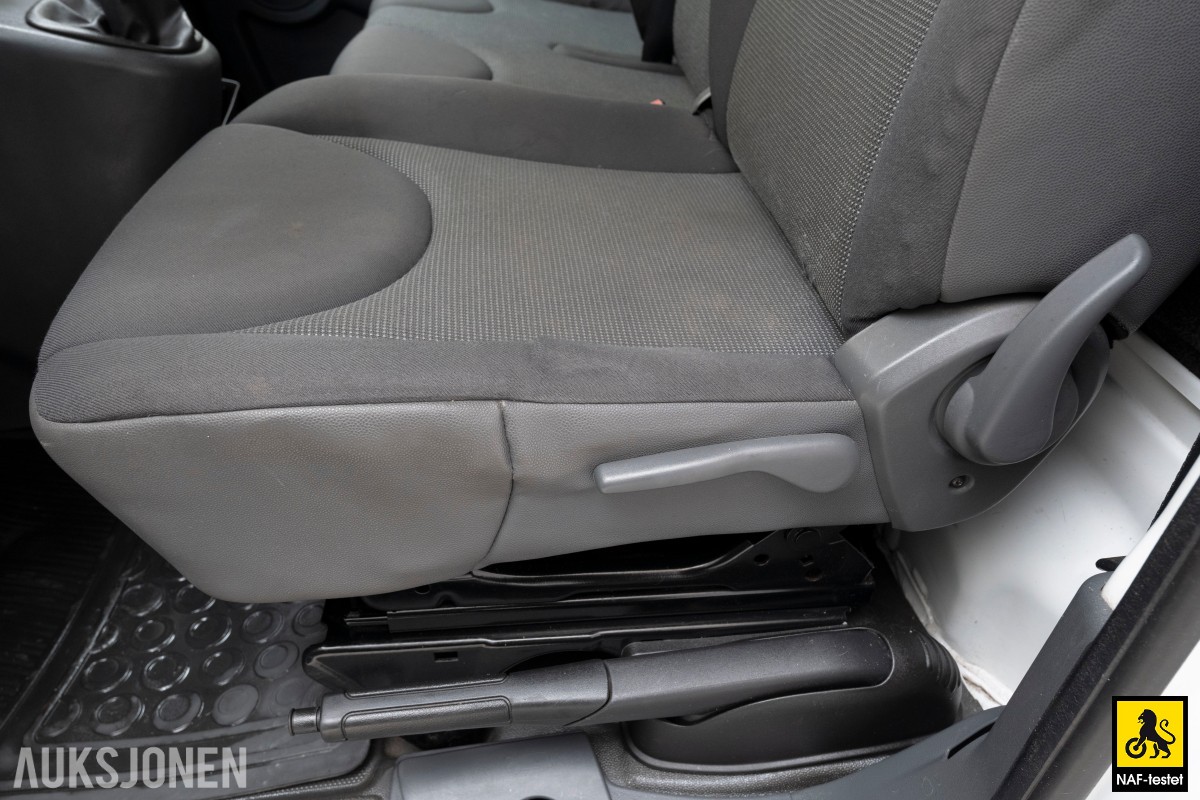 2015 Toyota PROACE 2.0 D-4D 128 HK HENGERFESTE VARMER SKYVEDØRER 