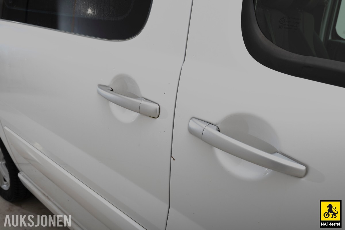 2015 Toyota PROACE 2.0 D-4D 128 HK HENGERFESTE VARMER SKYVEDØRER 