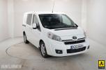 2015 Toyota PROACE 2.0 D-4D 128 HK HENGERFESTE VARMER SKYVEDØRER 
