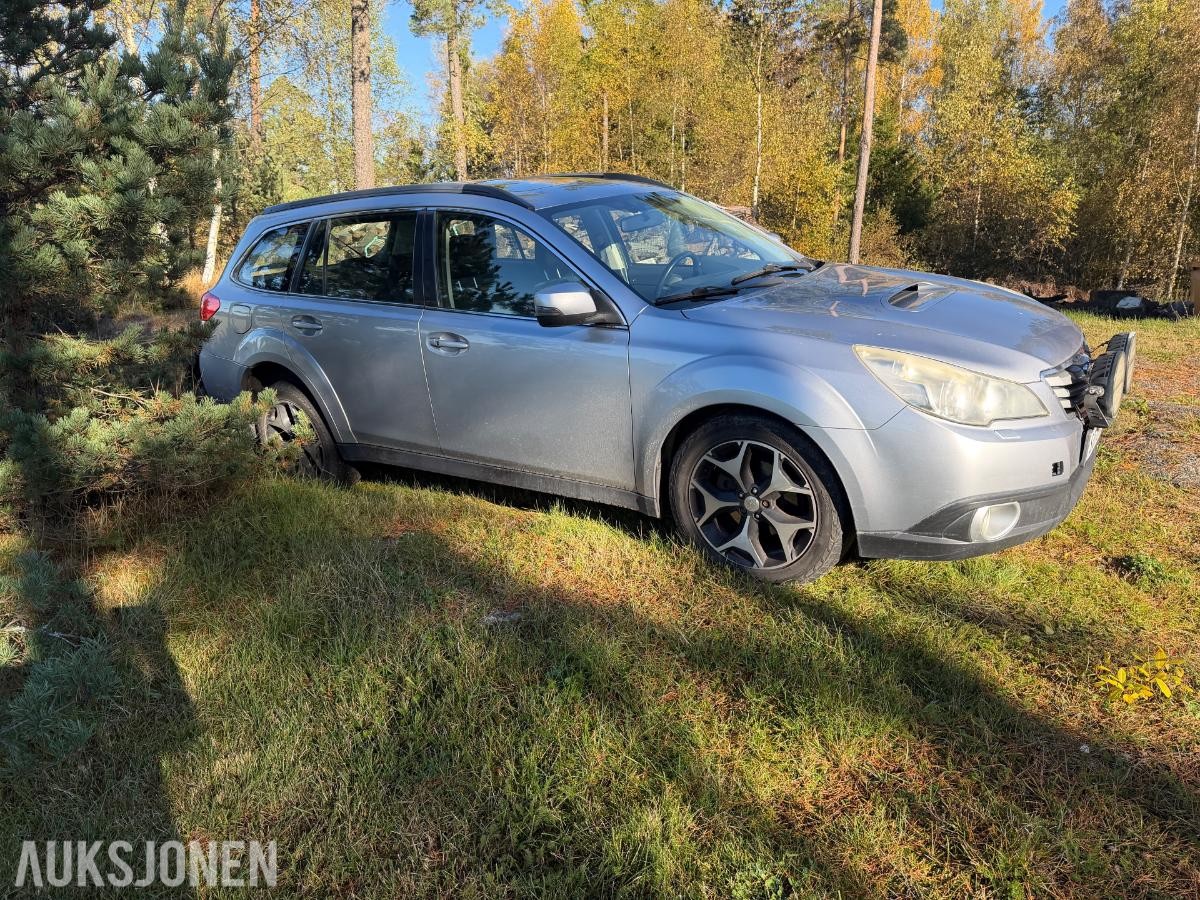 2012 Subaru Outback 2.0 150hk AWD rep objekt eu ok 10.2027