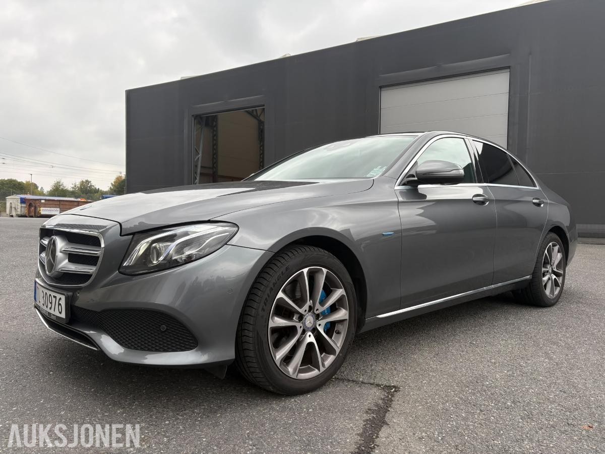 2017 Mercedes-Benz E 350E PHEV PANORAMA HEAD-UP 360-KAMERA HENGERFESTE