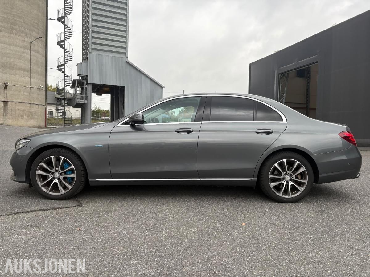 2017 Mercedes-Benz E 350E PHEV PANORAMA HEAD-UP 360-KAMERA HENGERFESTE