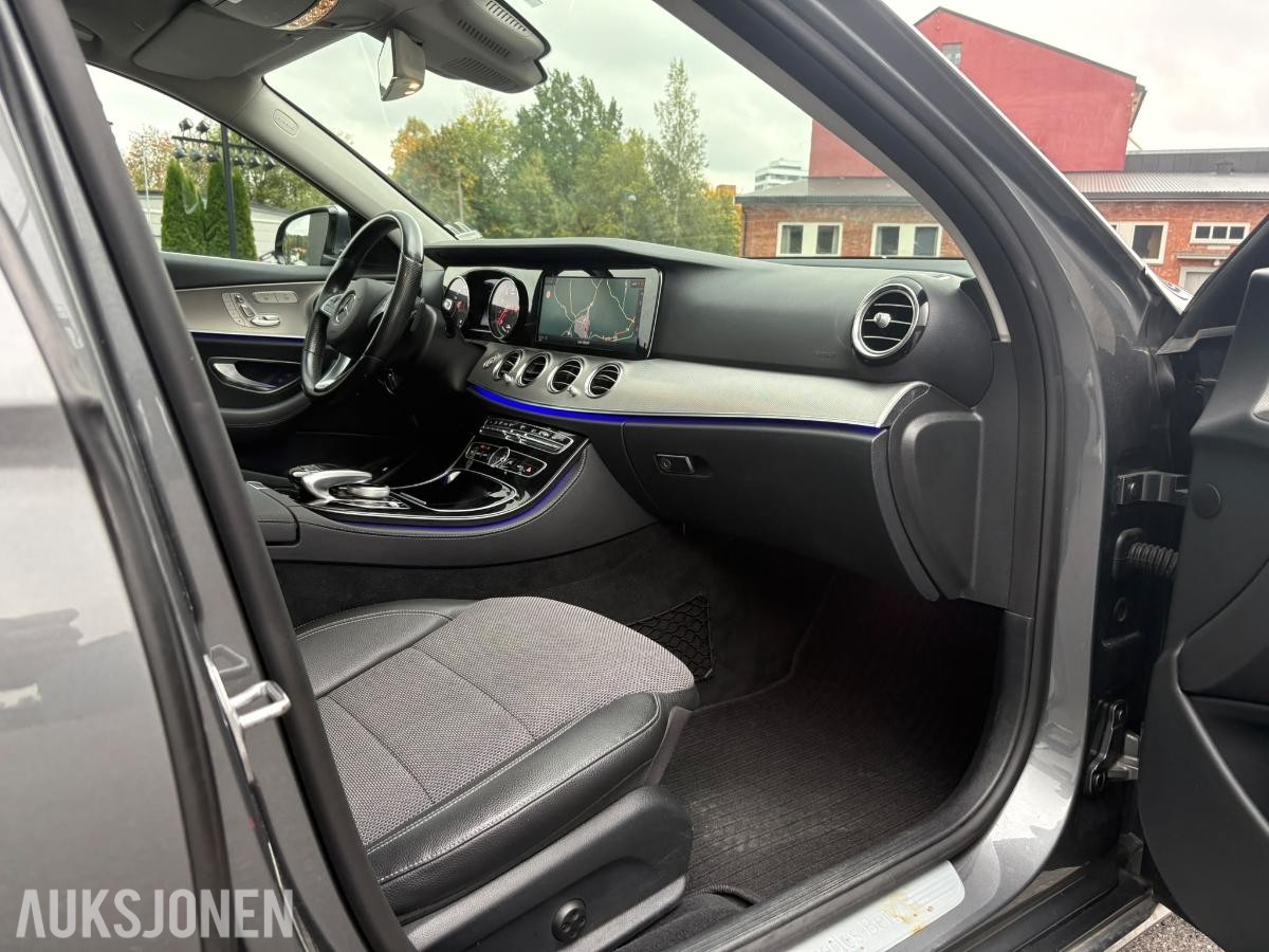 2017 Mercedes-Benz E 350E PHEV PANORAMA HEAD-UP 360-KAMERA HENGERFESTE