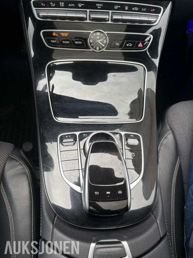 2017 Mercedes-Benz E 350E PHEV PANORAMA HEAD-UP 360-KAMERA HENGERFESTE