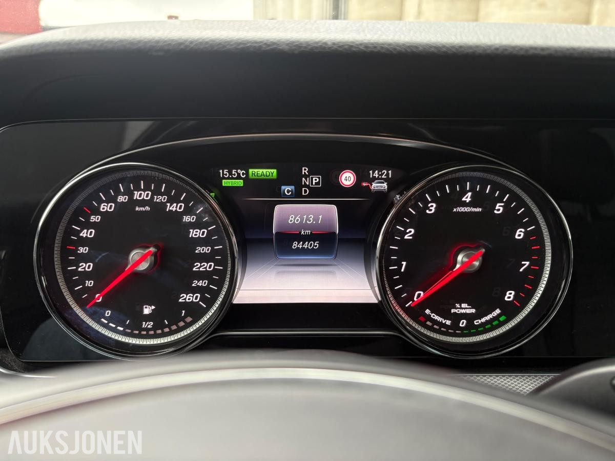 2017 Mercedes-Benz E 350E PHEV PANORAMA HEAD-UP 360-KAMERA HENGERFESTE