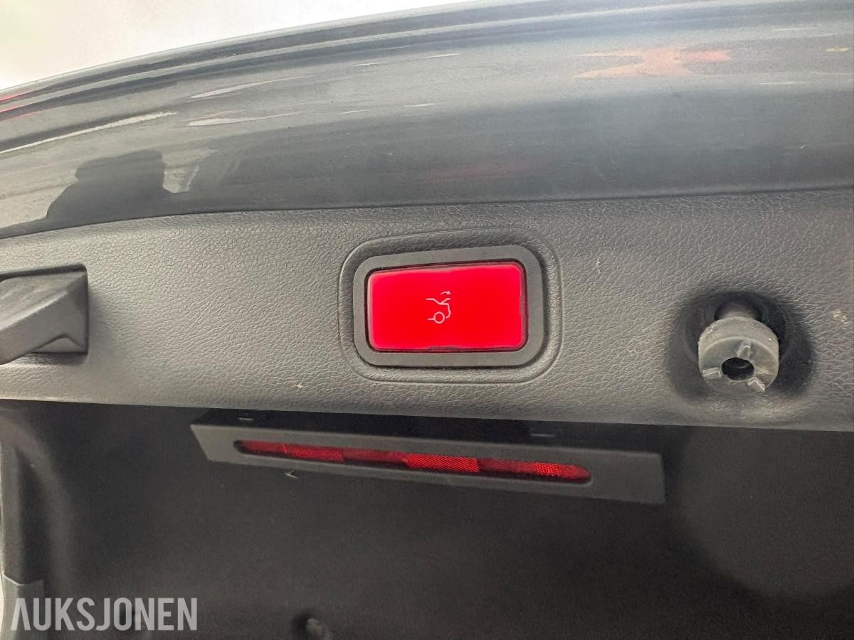 2017 Mercedes-Benz E 350E PHEV PANORAMA HEAD-UP 360-KAMERA HENGERFESTE