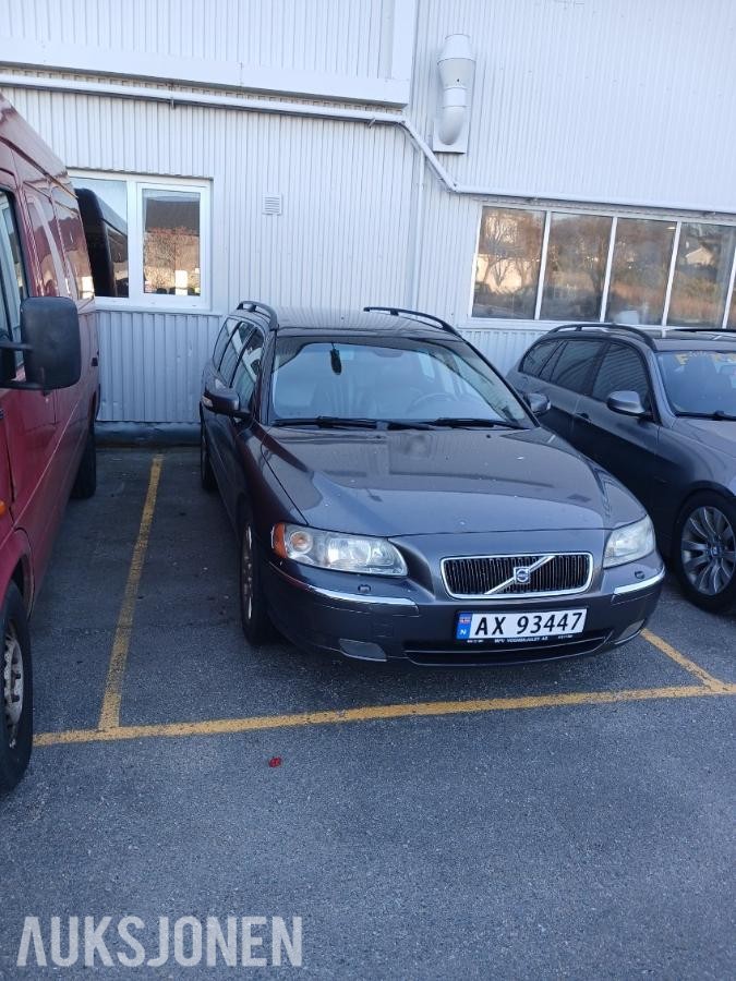 2007 Volvo V70 2.4 163hk rep objekt automat hengerfeste skinn