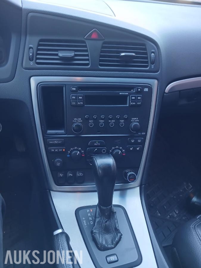 2007 Volvo V70 2.4 163hk rep objekt automat hengerfeste skinn