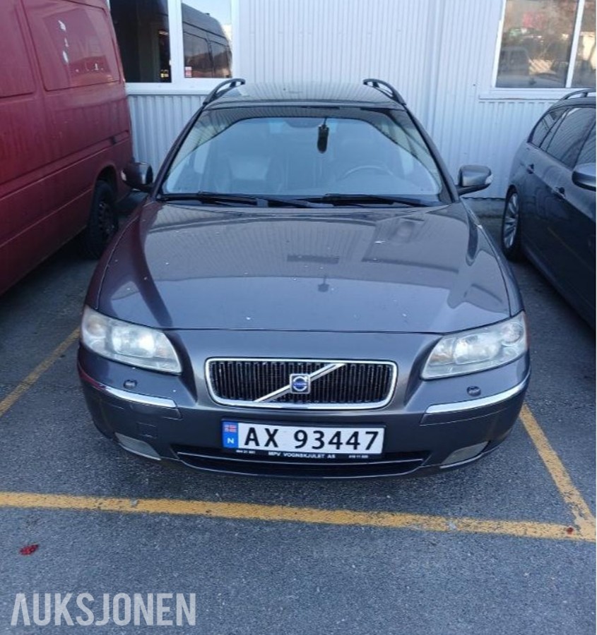 2007 Volvo V70 2.4 163hk rep objekt automat hengerfeste skinn