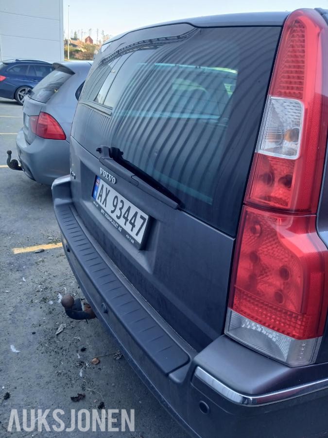 2007 Volvo V70 2.4 163hk rep objekt automat hengerfeste skinn