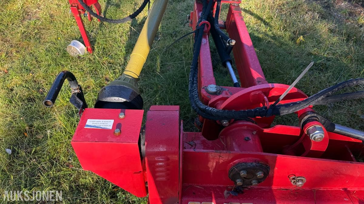 2019 AGF220 beitepusser/kantklipper
