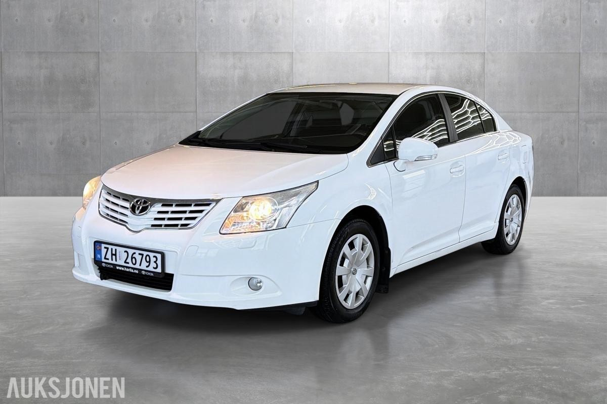 2009 Toyota Avensis 1.6 131 HK HENGERFESTE KLIMA SOMMER & VINTER