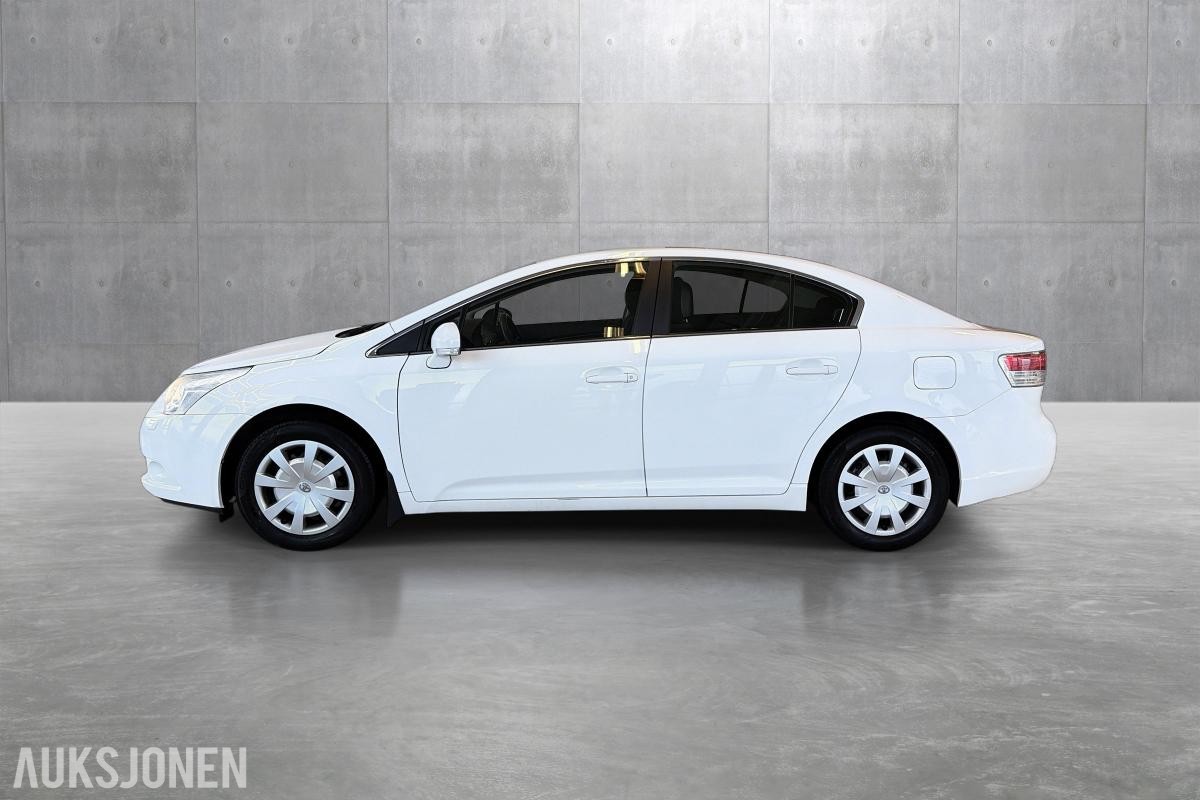 2009 Toyota Avensis 1.6 131 HK HENGERFESTE KLIMA SOMMER & VINTER