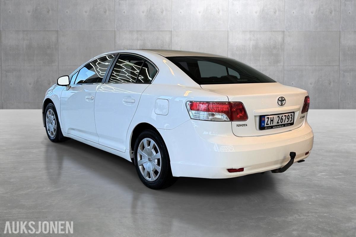 2009 Toyota Avensis 1.6 131 HK HENGERFESTE KLIMA SOMMER & VINTER