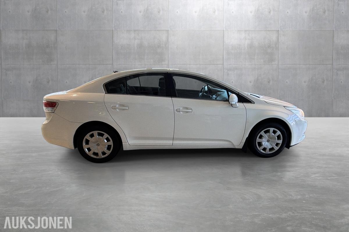 2009 Toyota Avensis 1.6 131 HK HENGERFESTE KLIMA SOMMER & VINTER