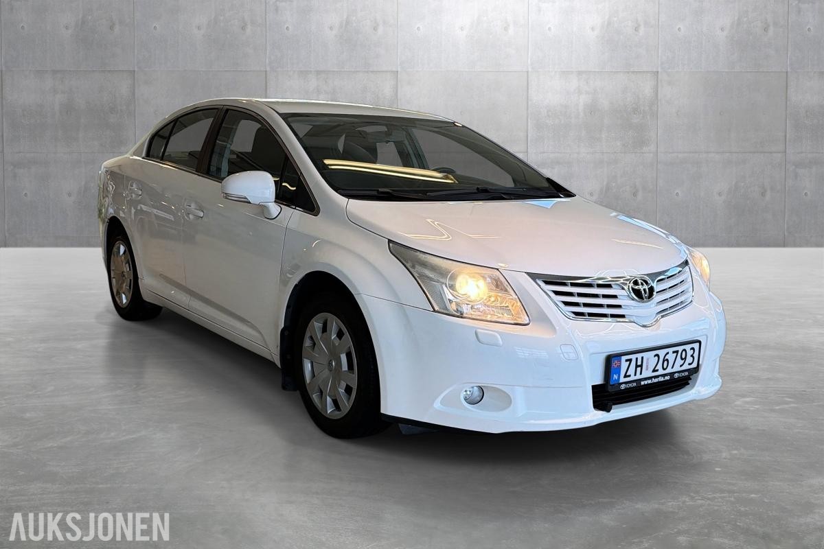 2009 Toyota Avensis 1.6 131 HK HENGERFESTE KLIMA SOMMER & VINTER