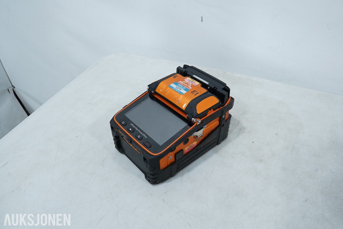 2019 Signal Fire AI-3 - optisk fiberskjøtemaskin