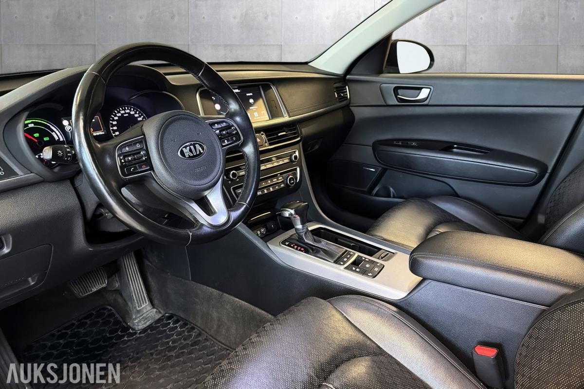 KIA OPTIMA PHEV 205 HK AUT HENGERFESTE PANO SKINN KAMERA PANO
