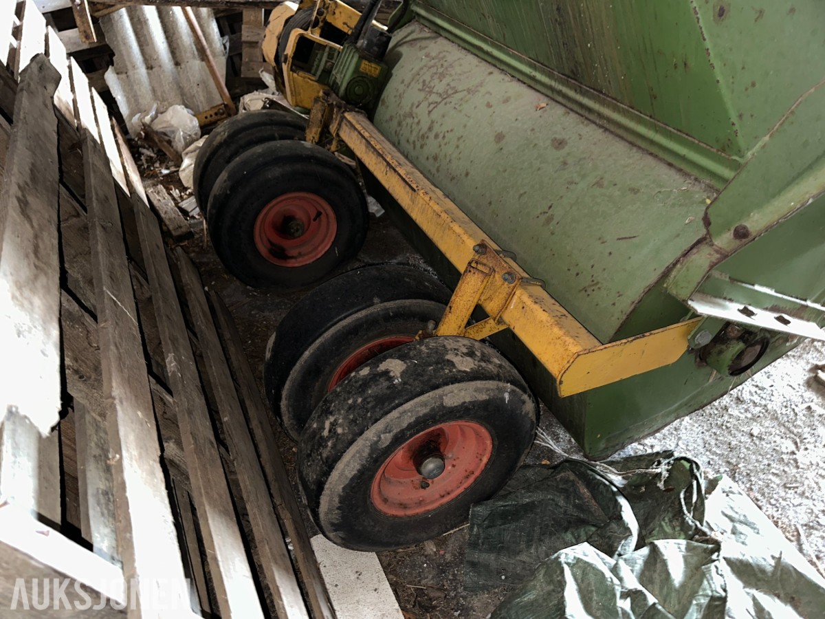 Serigstad FS 134 fôrhøster.