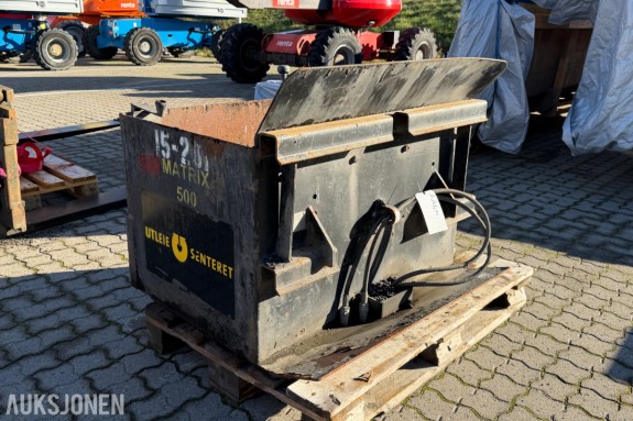 2013 Matrix 500 Asfaltutlegger/skuffe 1,6 t