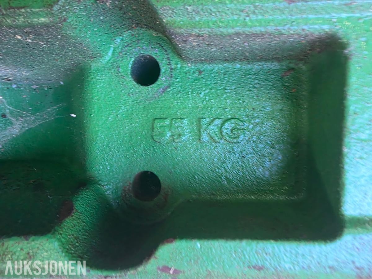 John Deere baselodd, 5 kg, fra 5085M