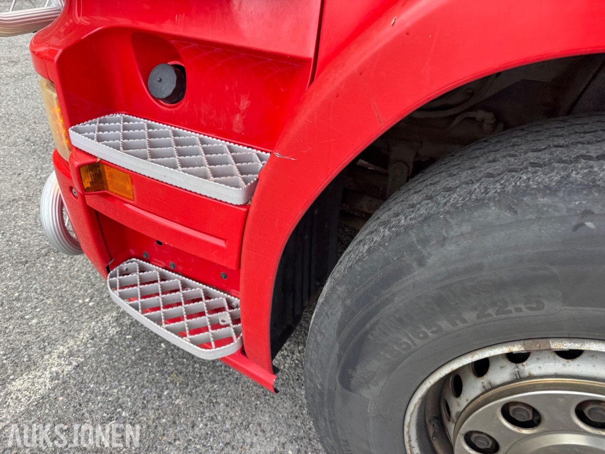Scania R 480 skapbil med bakløfter, Opticruise, ryggekamera og hengerfeste