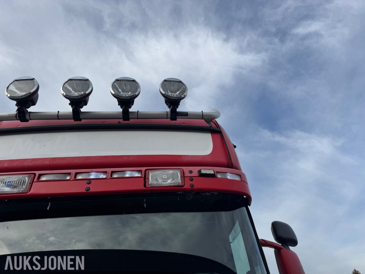 Scania R 480 skapbil med bakløfter, Opticruise, ryggekamera og hengerfeste