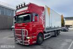 Scania R 480 skapbil med bakløfter, Opticruise, ryggekamera og hengerfeste