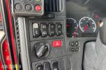 Scania R 480 skapbil med bakløfter, Opticruise, ryggekamera og hengerfeste