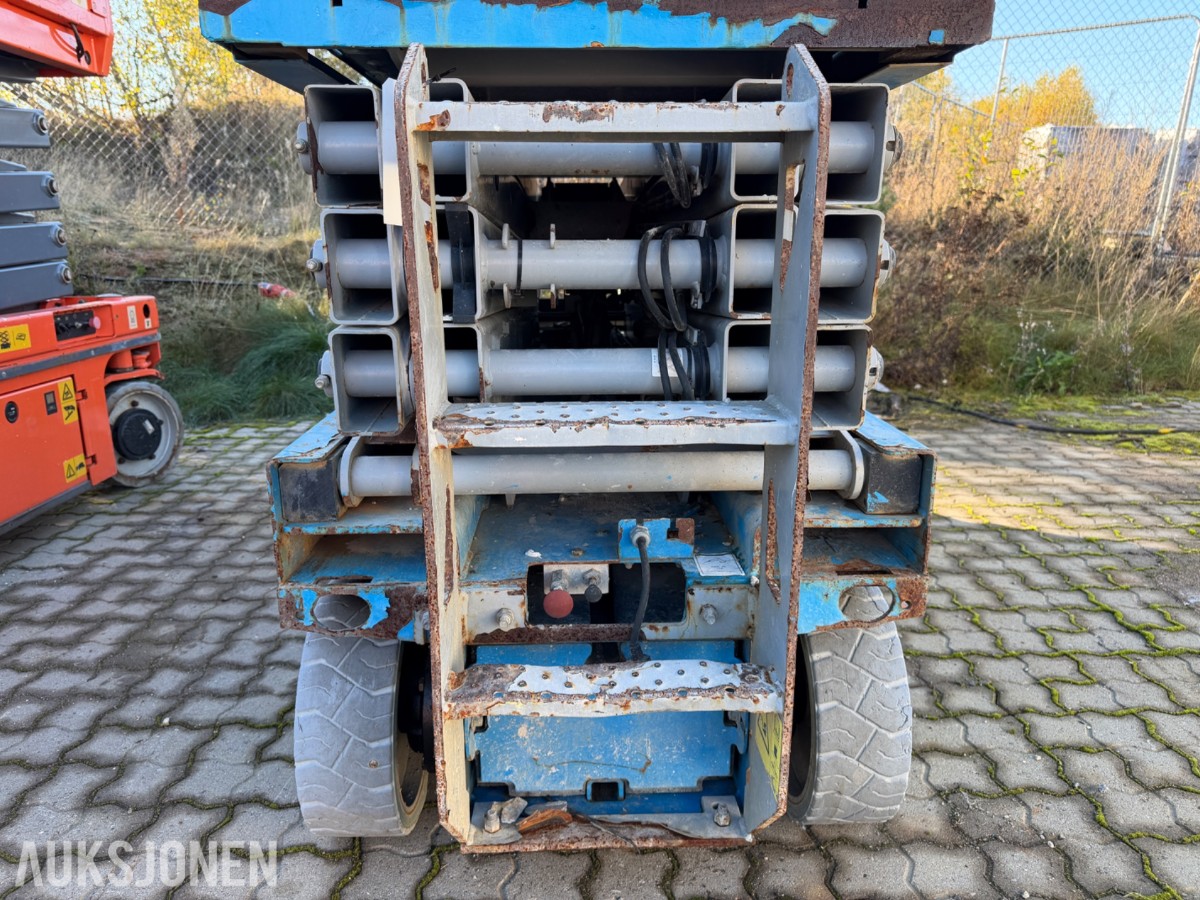 2010 Genie GS2632 Sakselift / 497 Timer