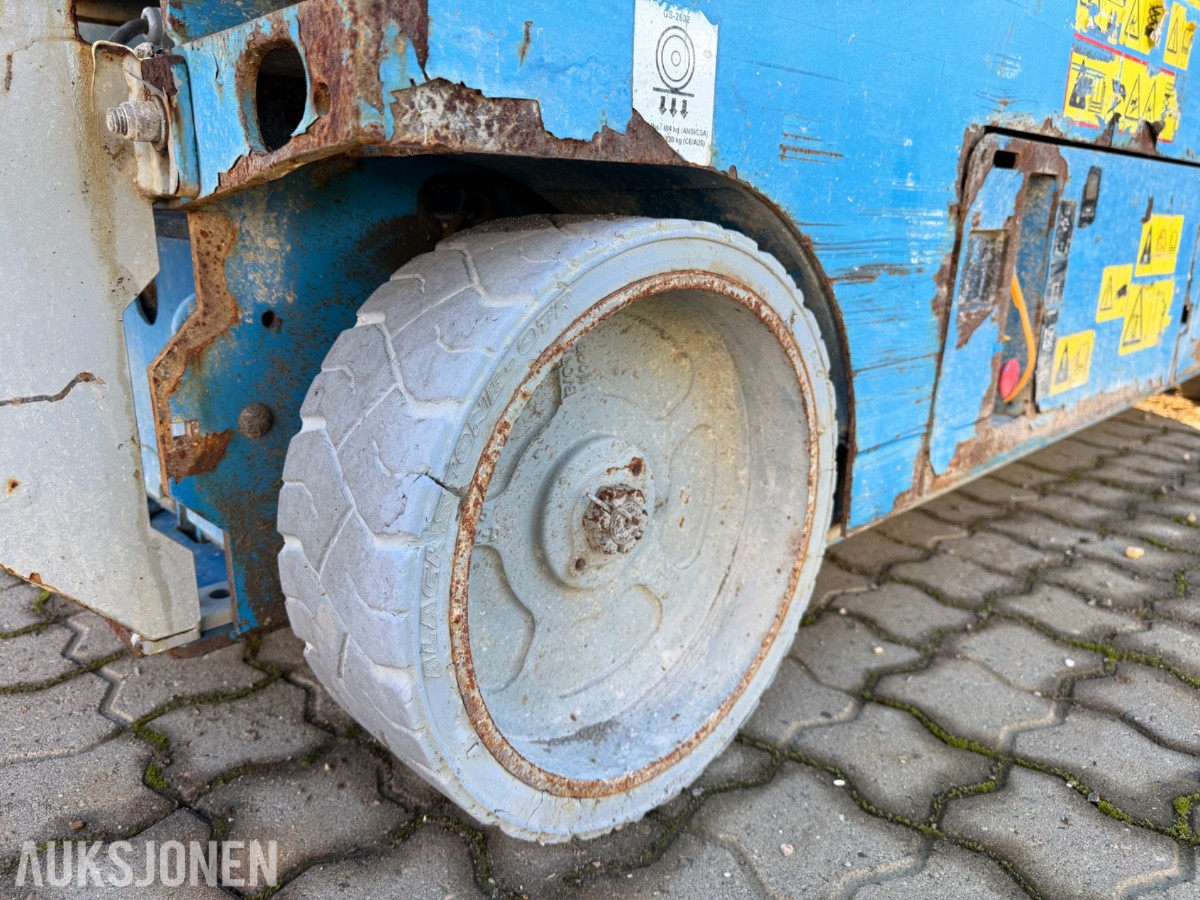 2010 Genie GS2632 Sakselift / 497 Timer