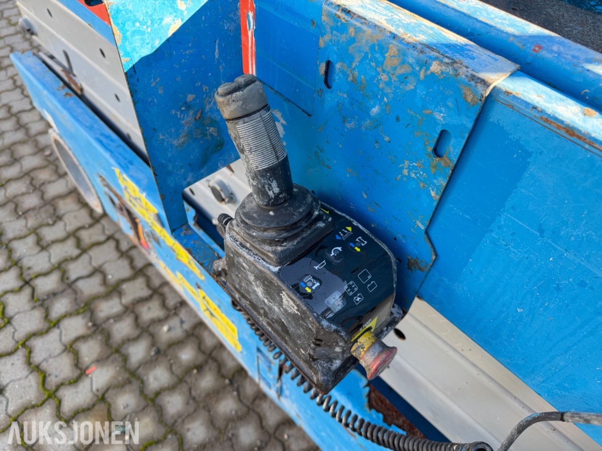 2010 Genie GS2632 Sakselift / 497 Timer
