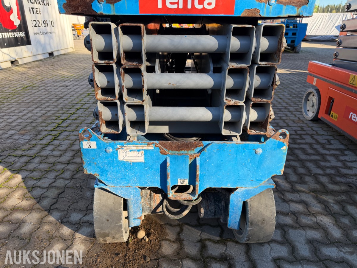 2010 Genie GS2632 Sakselift / 497 Timer