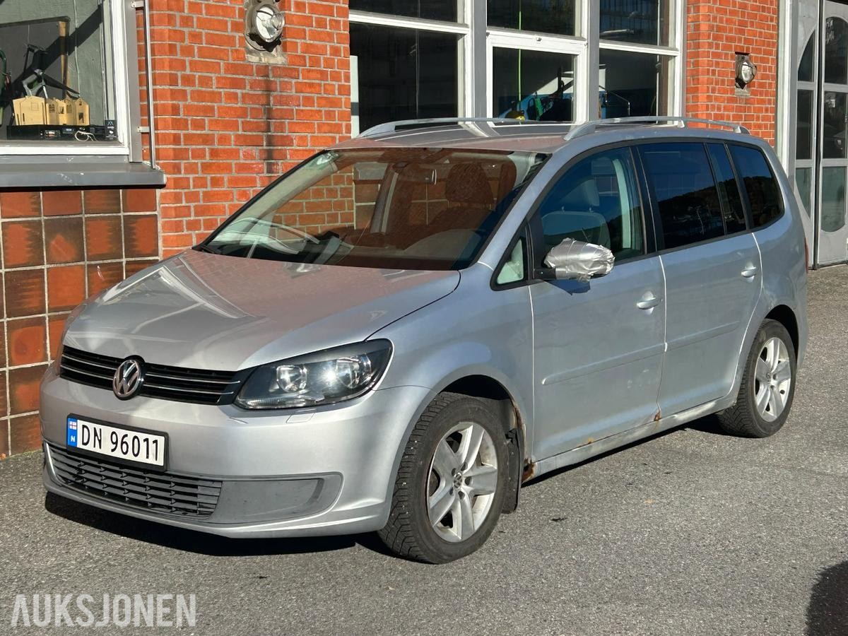 2012 Volkswagen Touran 1.6L TDI 105HK 7 SETER hengerfeste