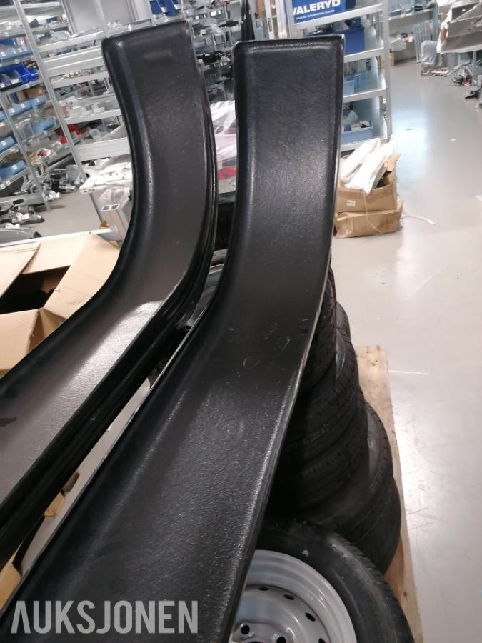3 stk Ubrukte plast tandem skjermer til tilhenger