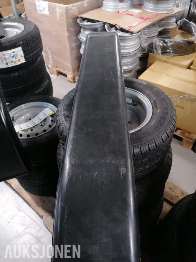 3 stk Ubrukte plast tandem skjermer til tilhenger